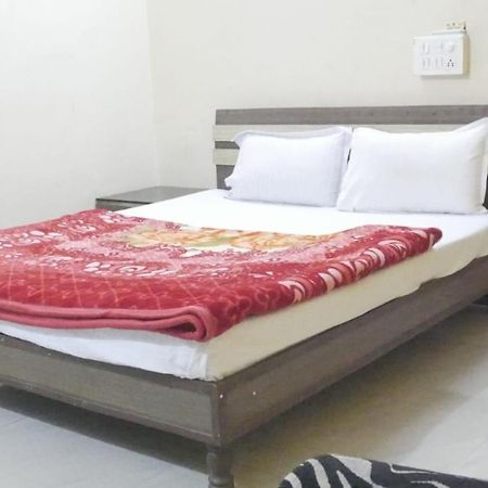 Hotel Atithi Palace Maheshwar Exterior photo