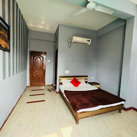 Hotel Atithi Palace Maheshwar Exterior photo